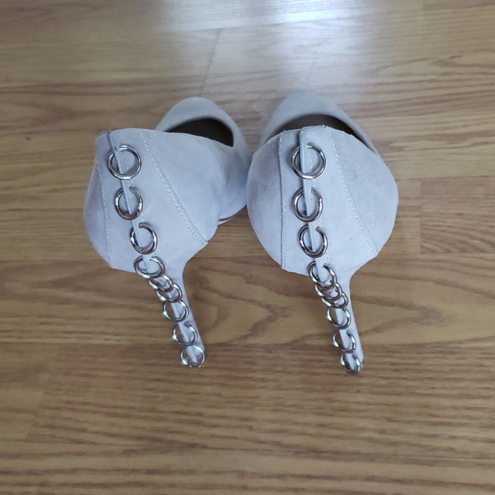 Katy Perry Pumps